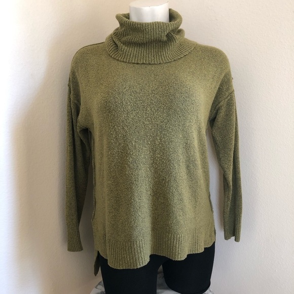 Becca Tilley x bar III green cowl neck sweater szM - Picture 1 of 3